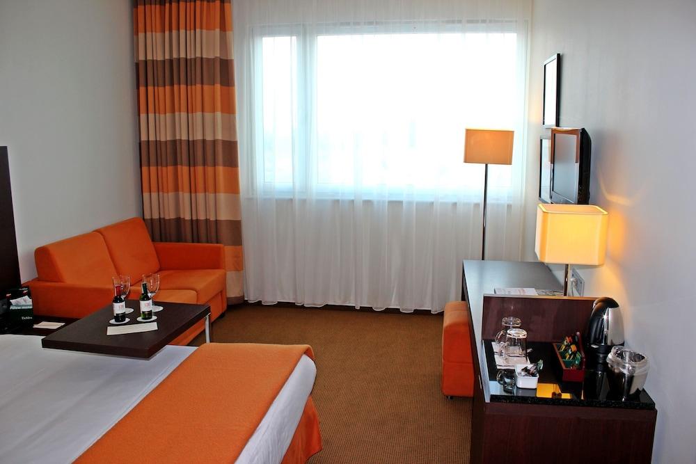 Desilva Warszawa Piaseczno Hotel Piaseczno  Exterior foto